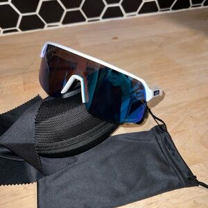 Oakley Blue and White Men's Sunglasses